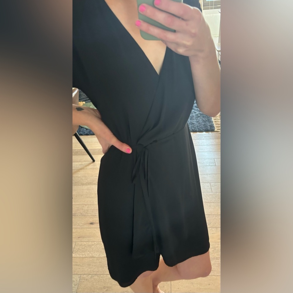 Babaton V-Neck Wrap Dress Black Size Small